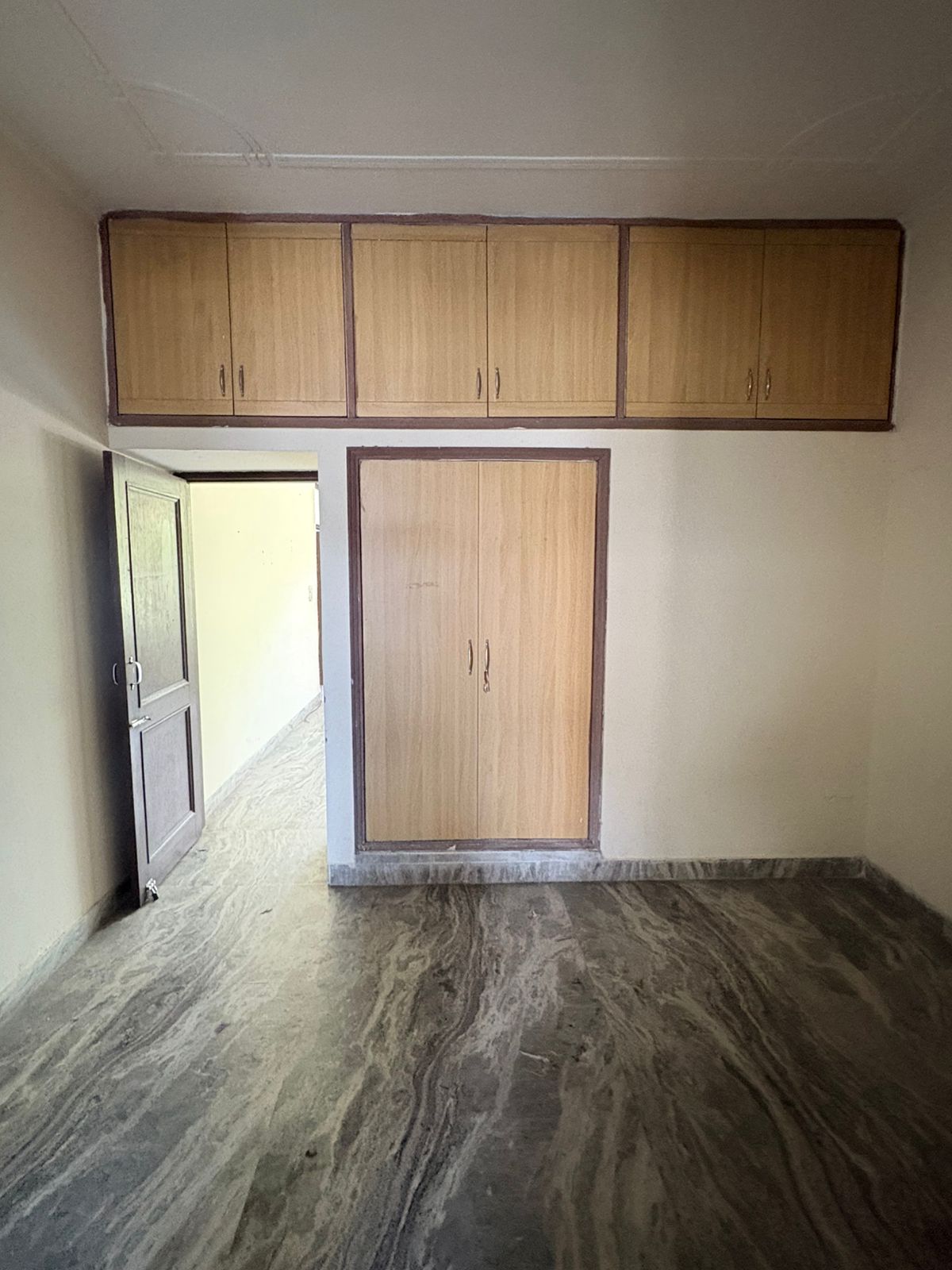 2 Room with Kitchen Unfurnished House