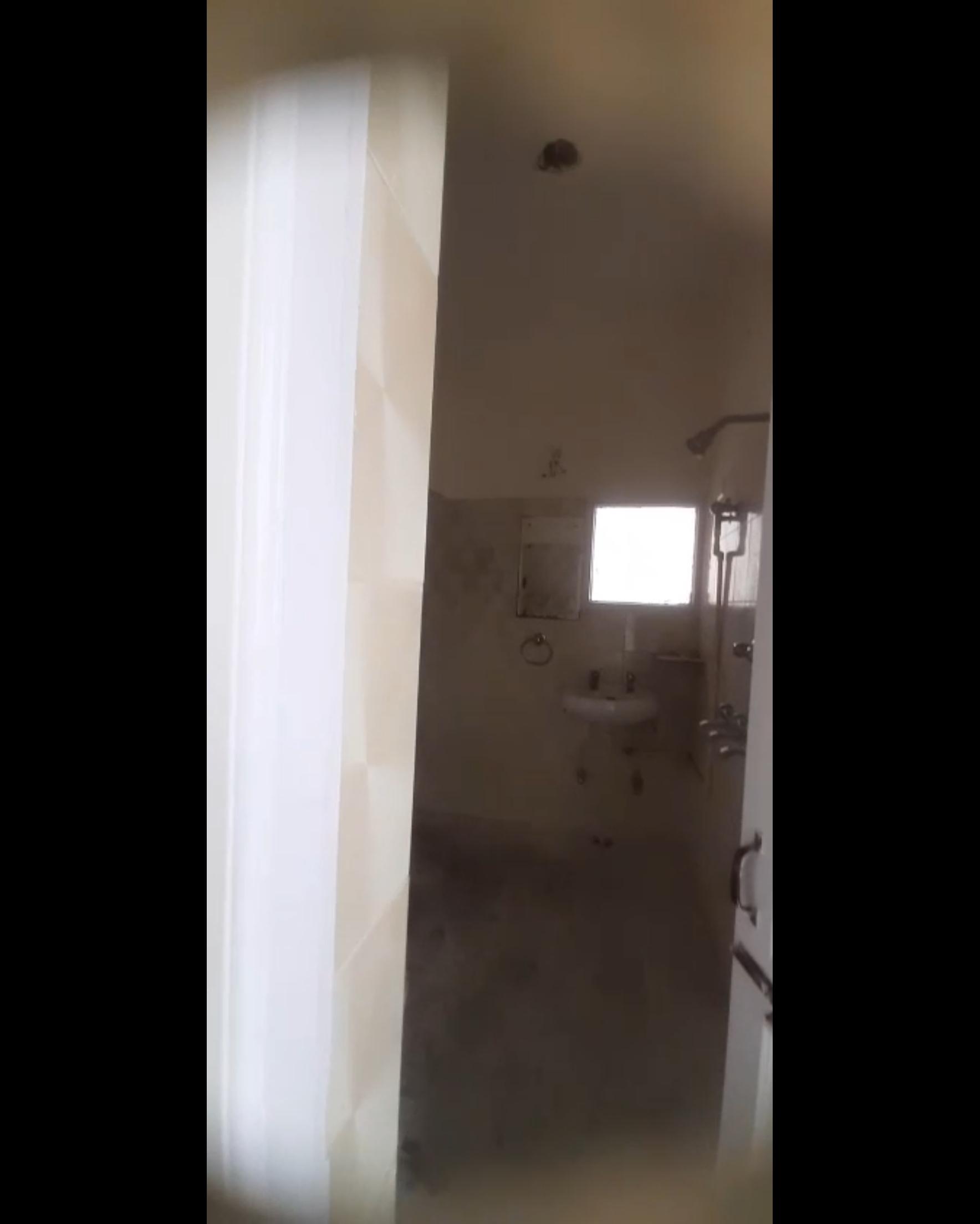 2BHK Unfurnished Flat