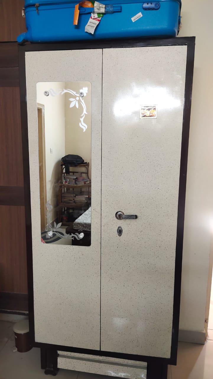 PG for Girls in Rishi Apartment