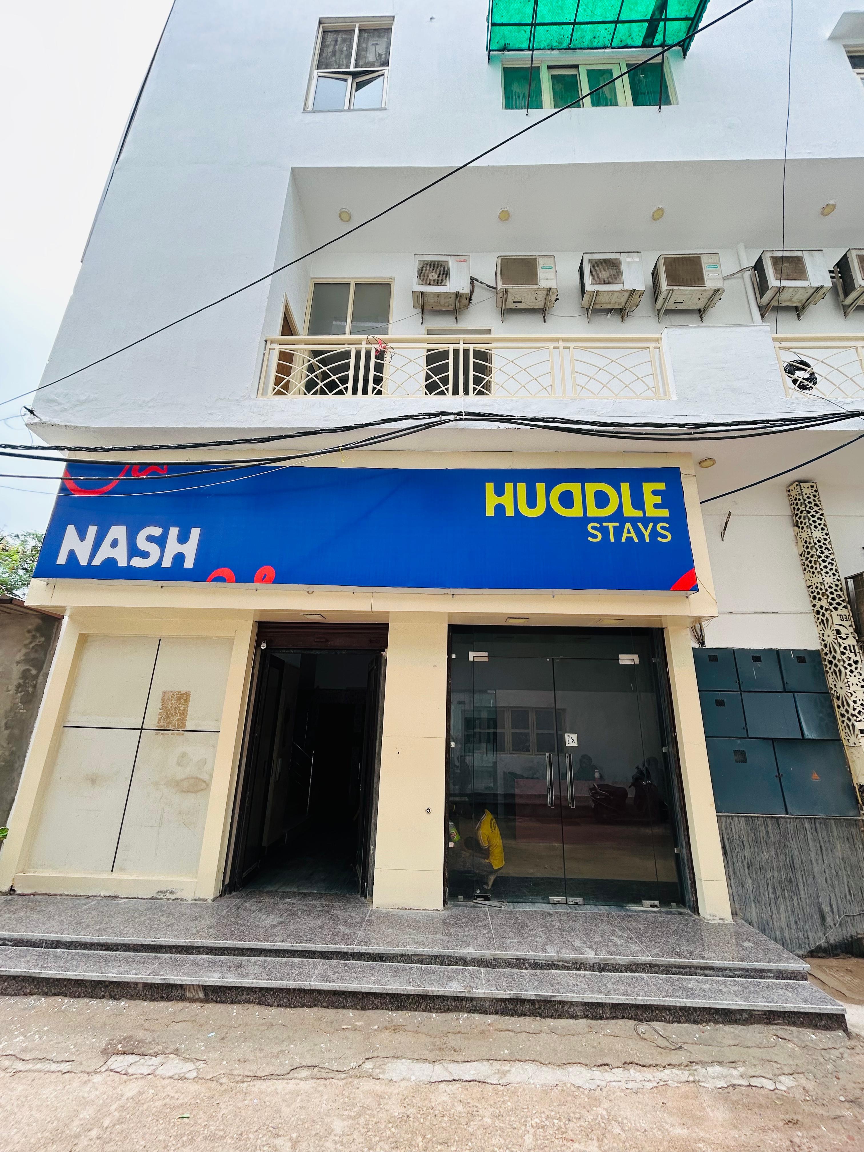 PG for Boys in Rohini,Delhi