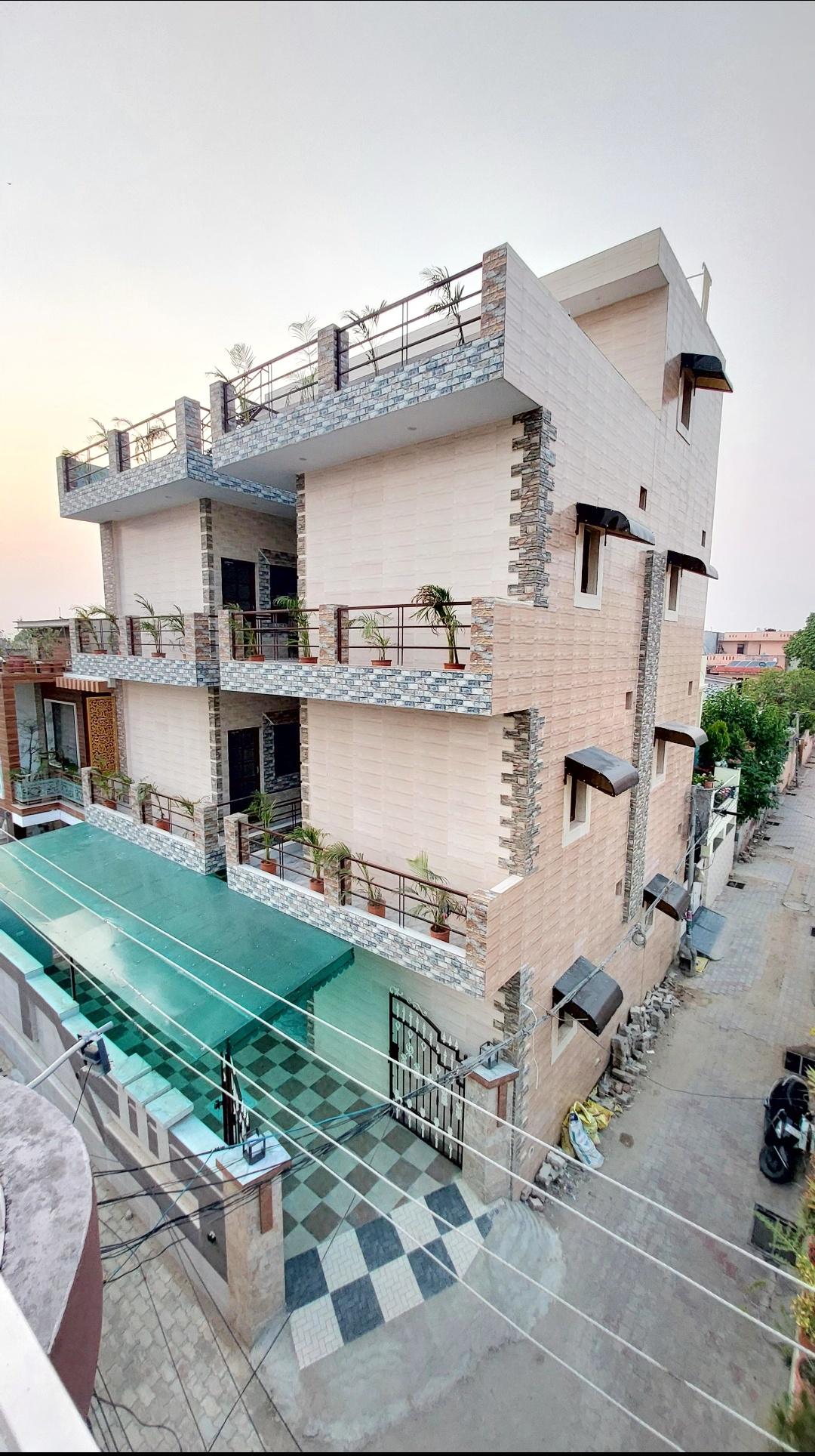 1 Room with Kitchen Fully Furnished House