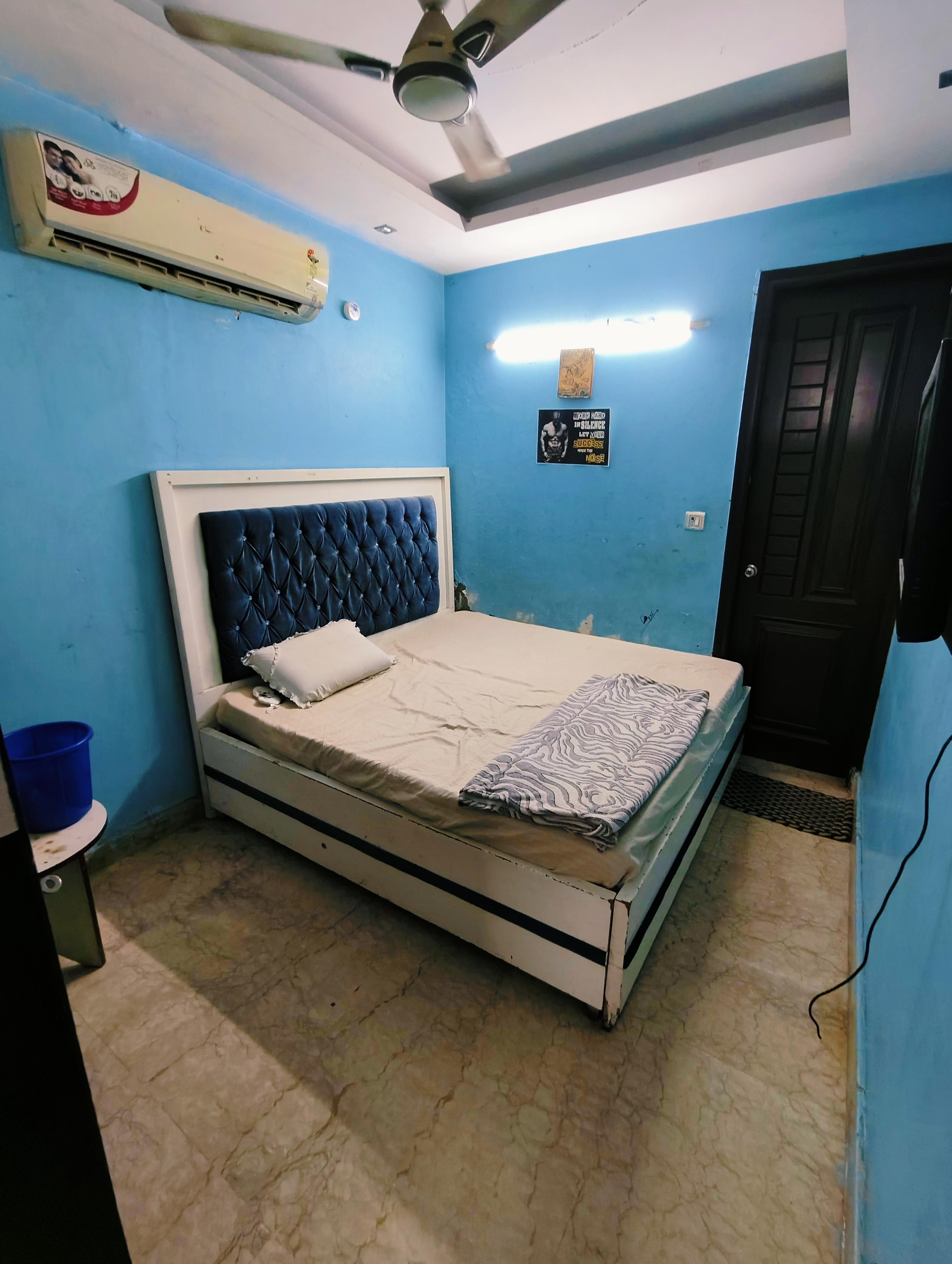 1 Room with Kitchen Fully Furnished House