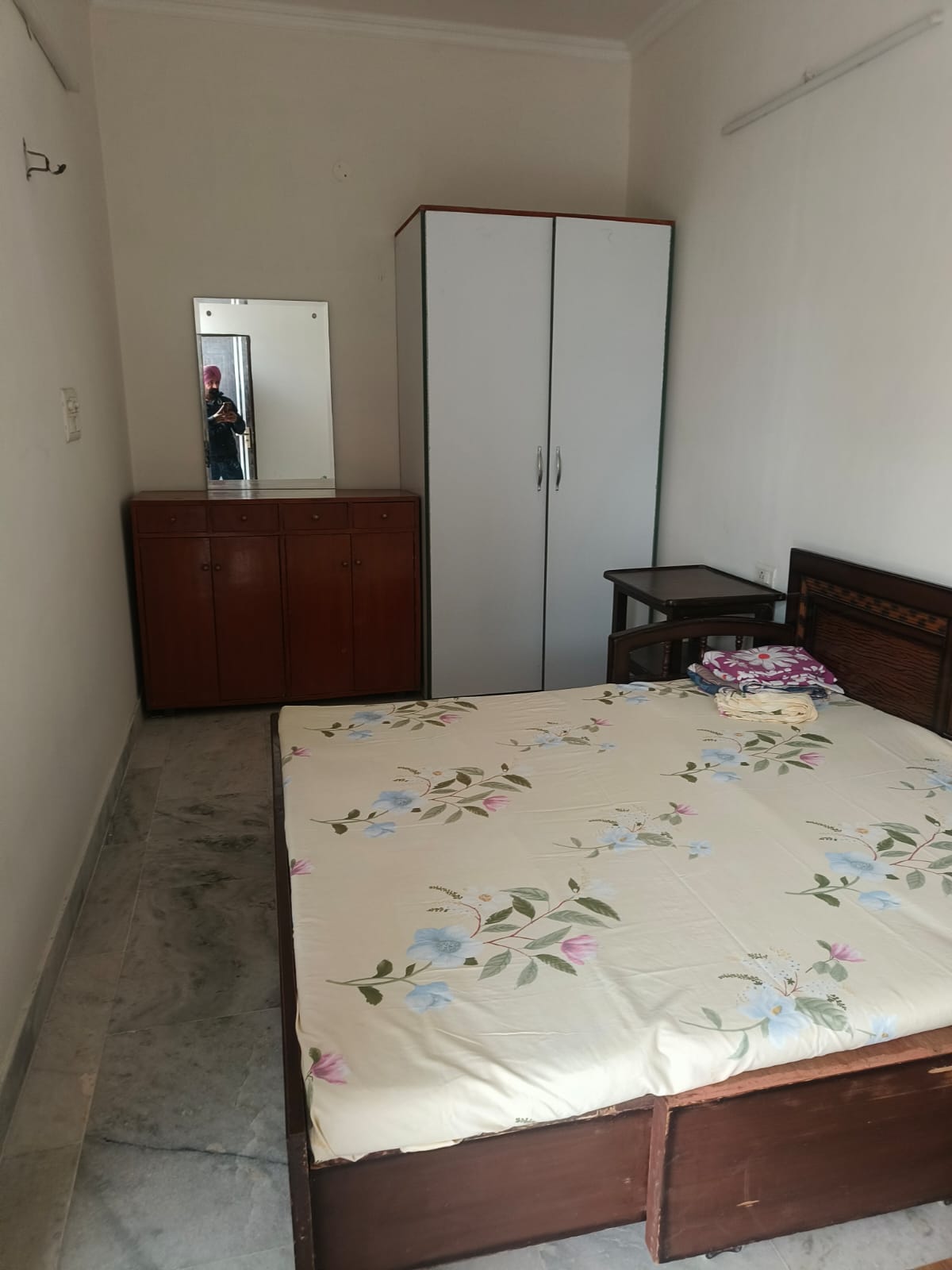 PG for Boys in Phase 10, Mohali