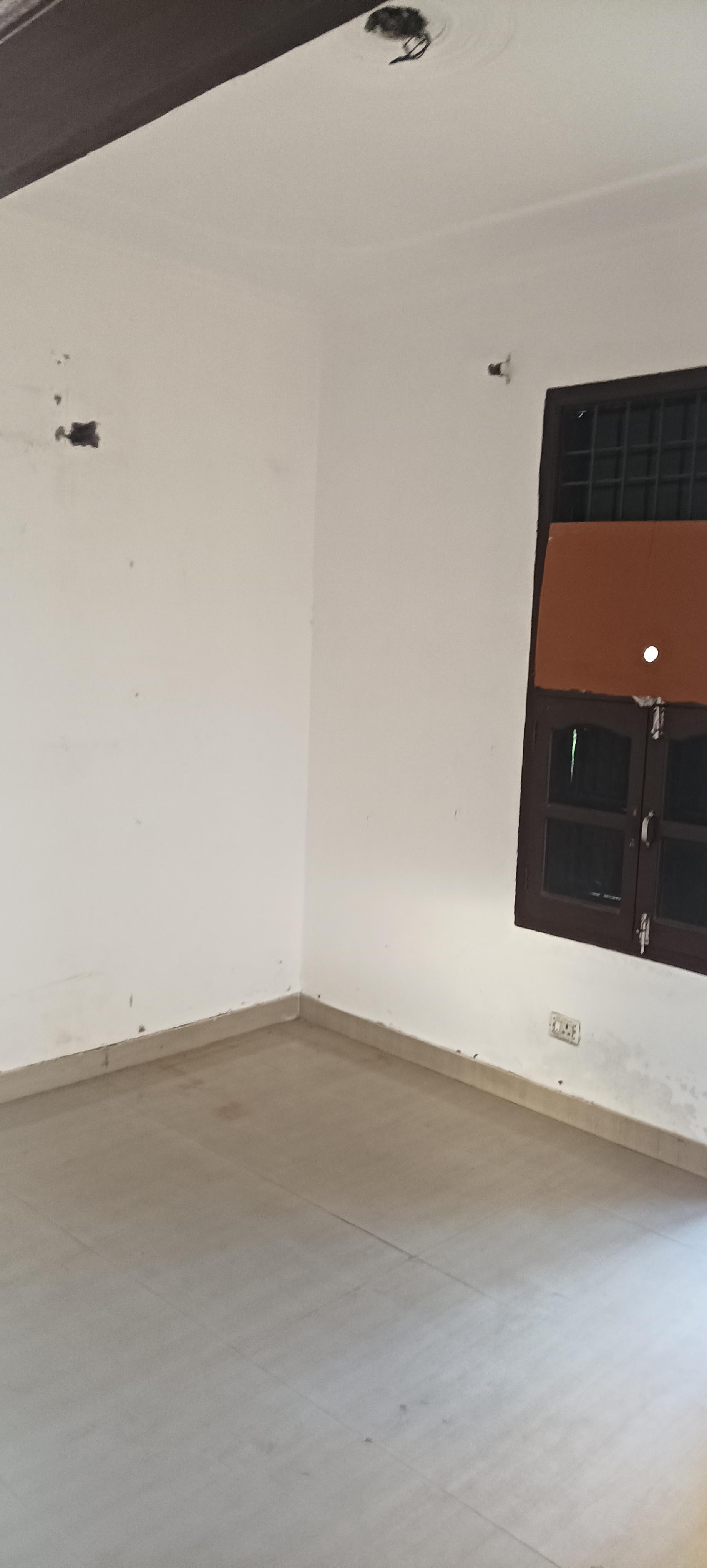 3BHK Semi Furnished Flat
