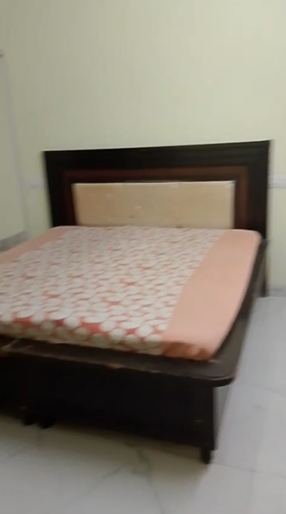 1BHK Semi Furnished House