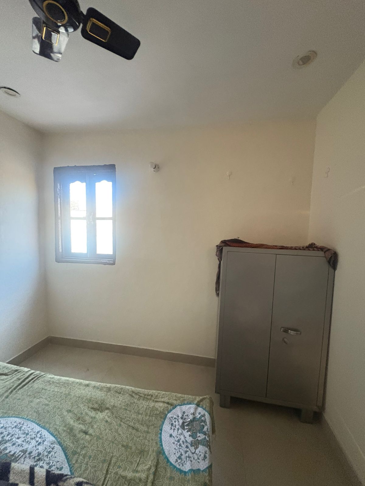 1 Room with Kitchen Semi Furnished House