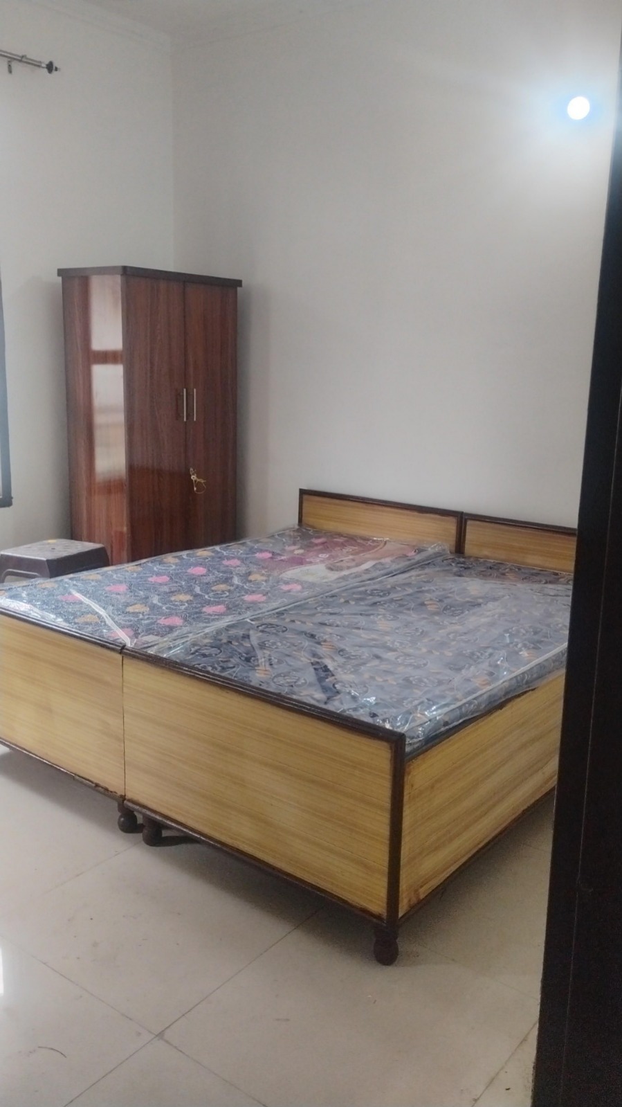2BHK Semi Furnished Flat