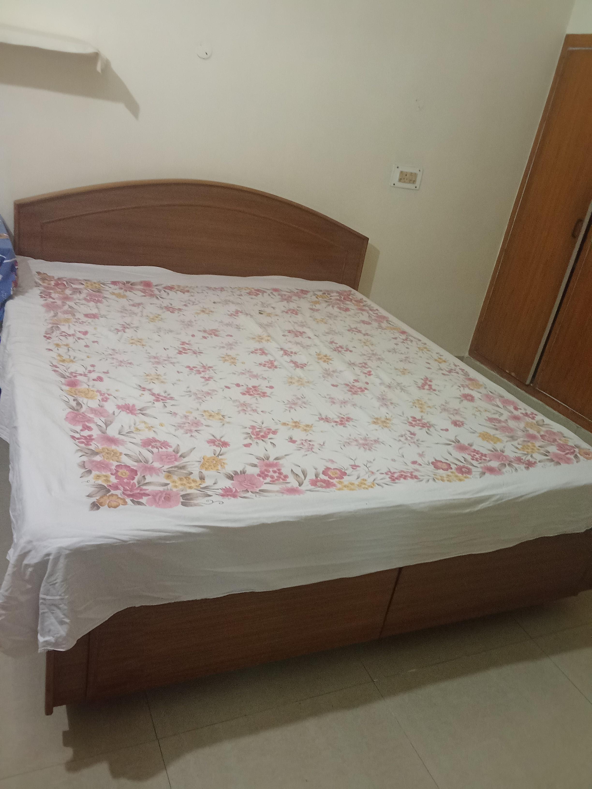 1 Room with Kitchen Fully Furnished House