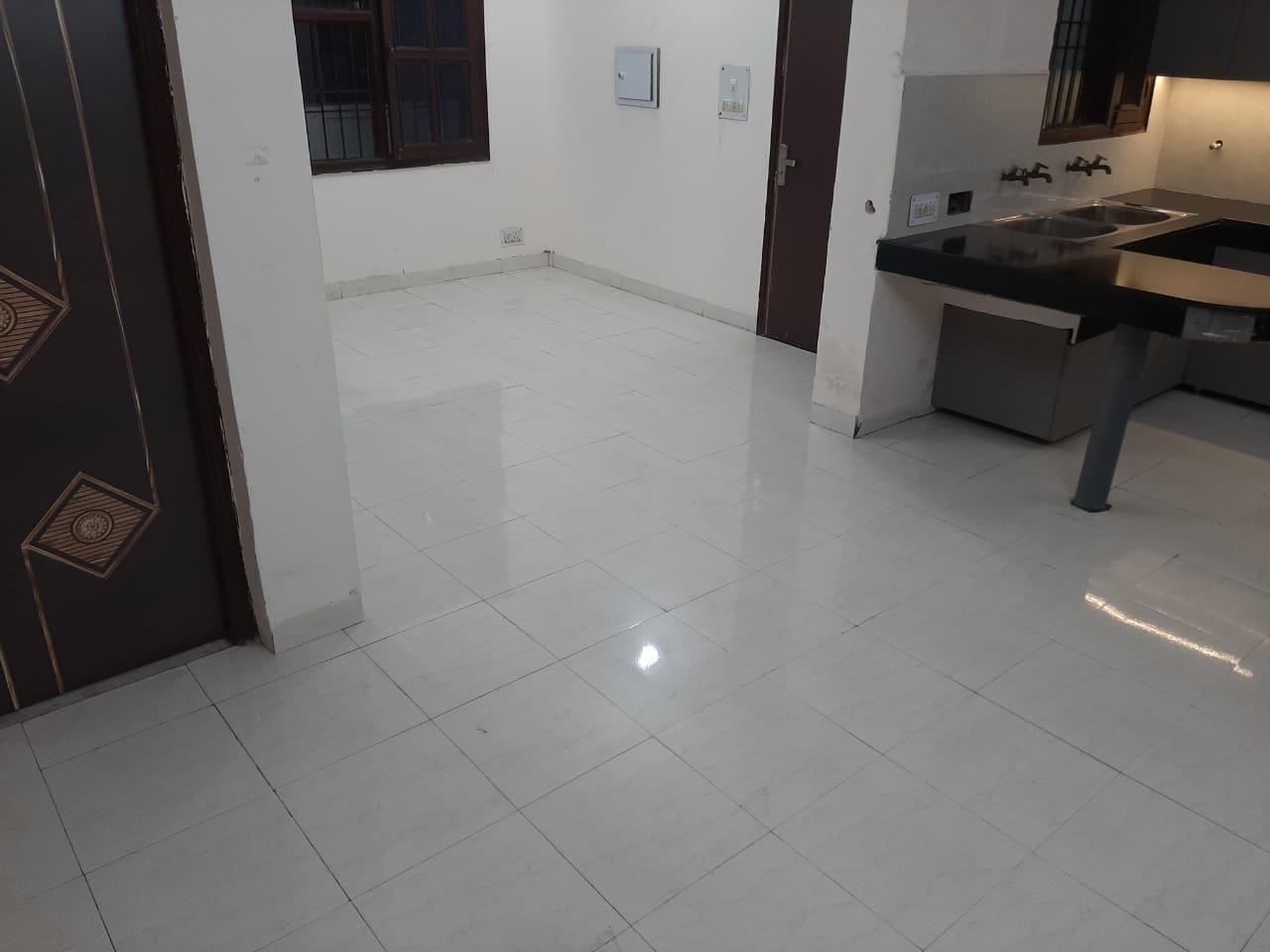 4+ BHK Fully Furnished Flat