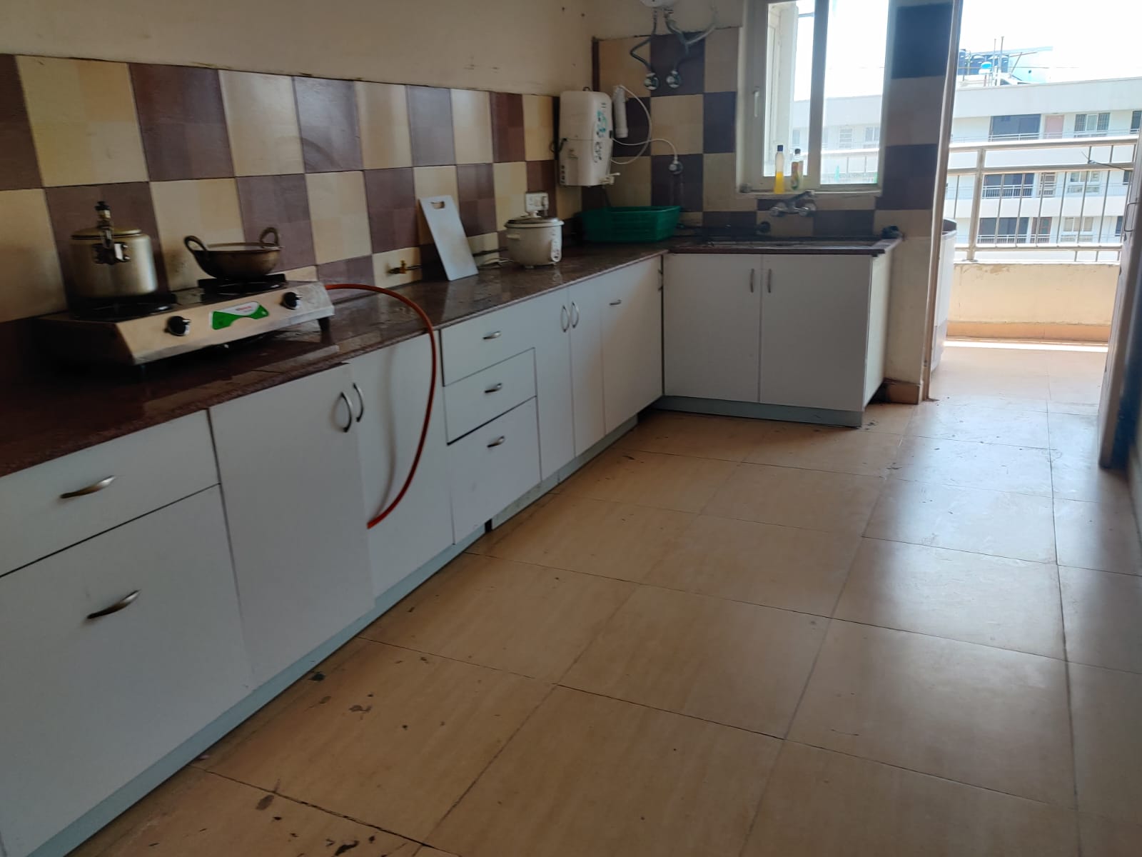 3BHK Unfurnished Flat