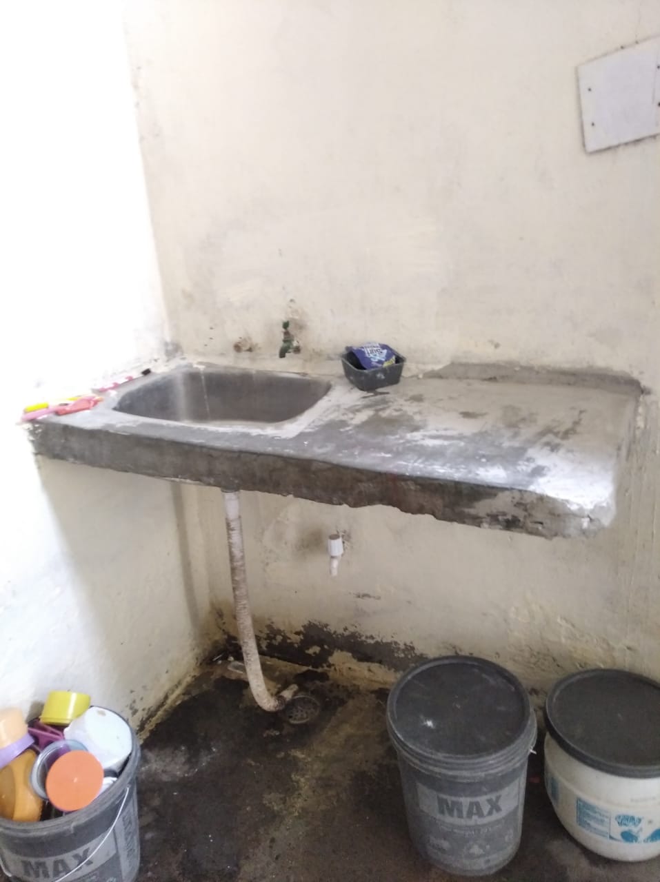 1 Room with Kitchen Unfurnished House