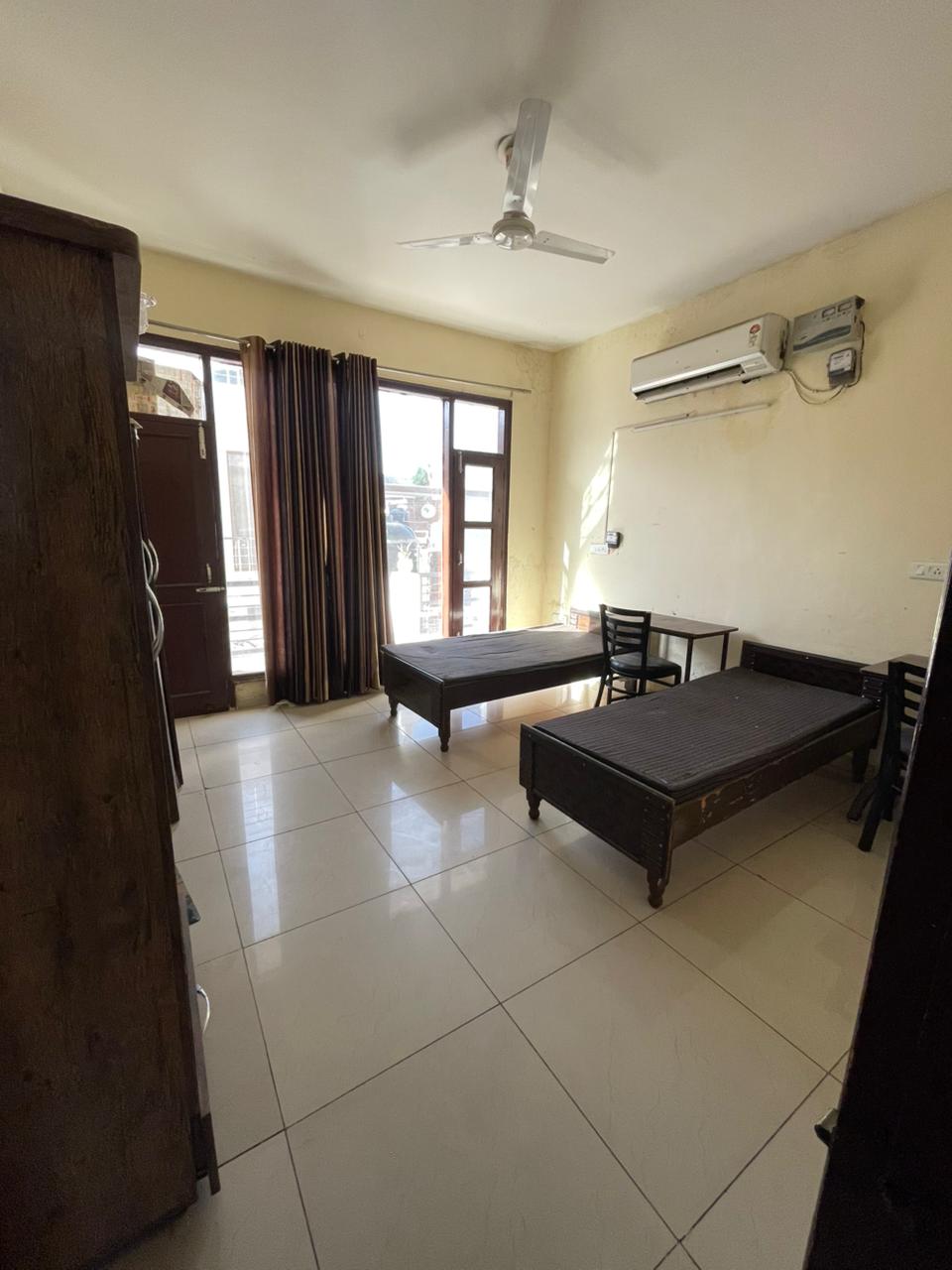 Room for rent