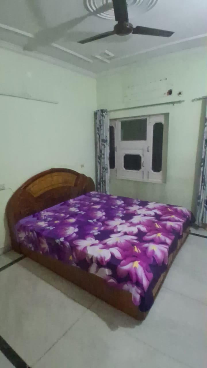 3BHK Semi Furnished House