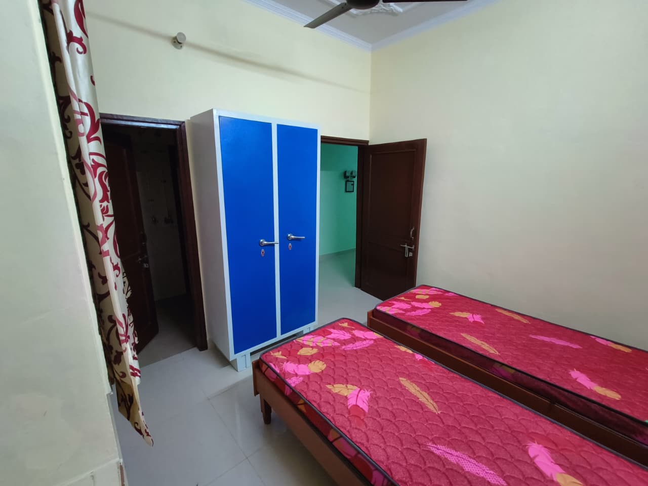 Room for rent