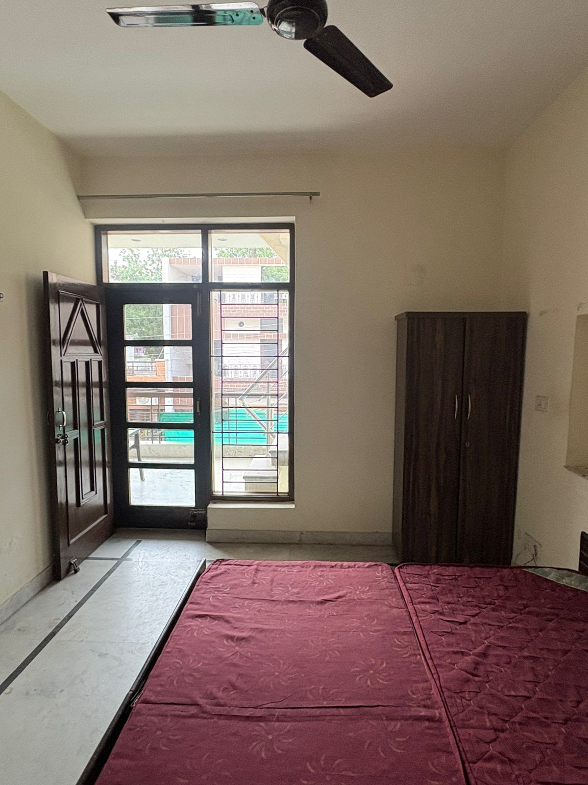 Room for rent