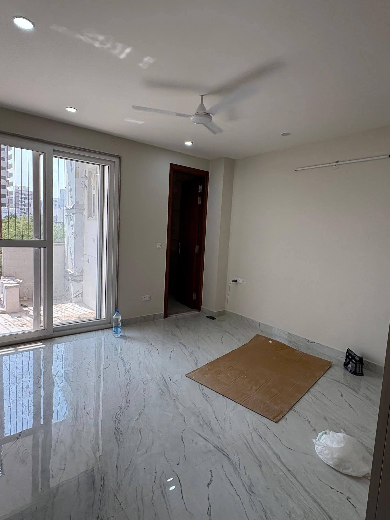2BHK Semi Furnished Flat