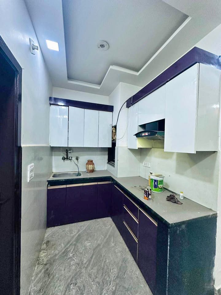 2BHK Semi Furnished Flat