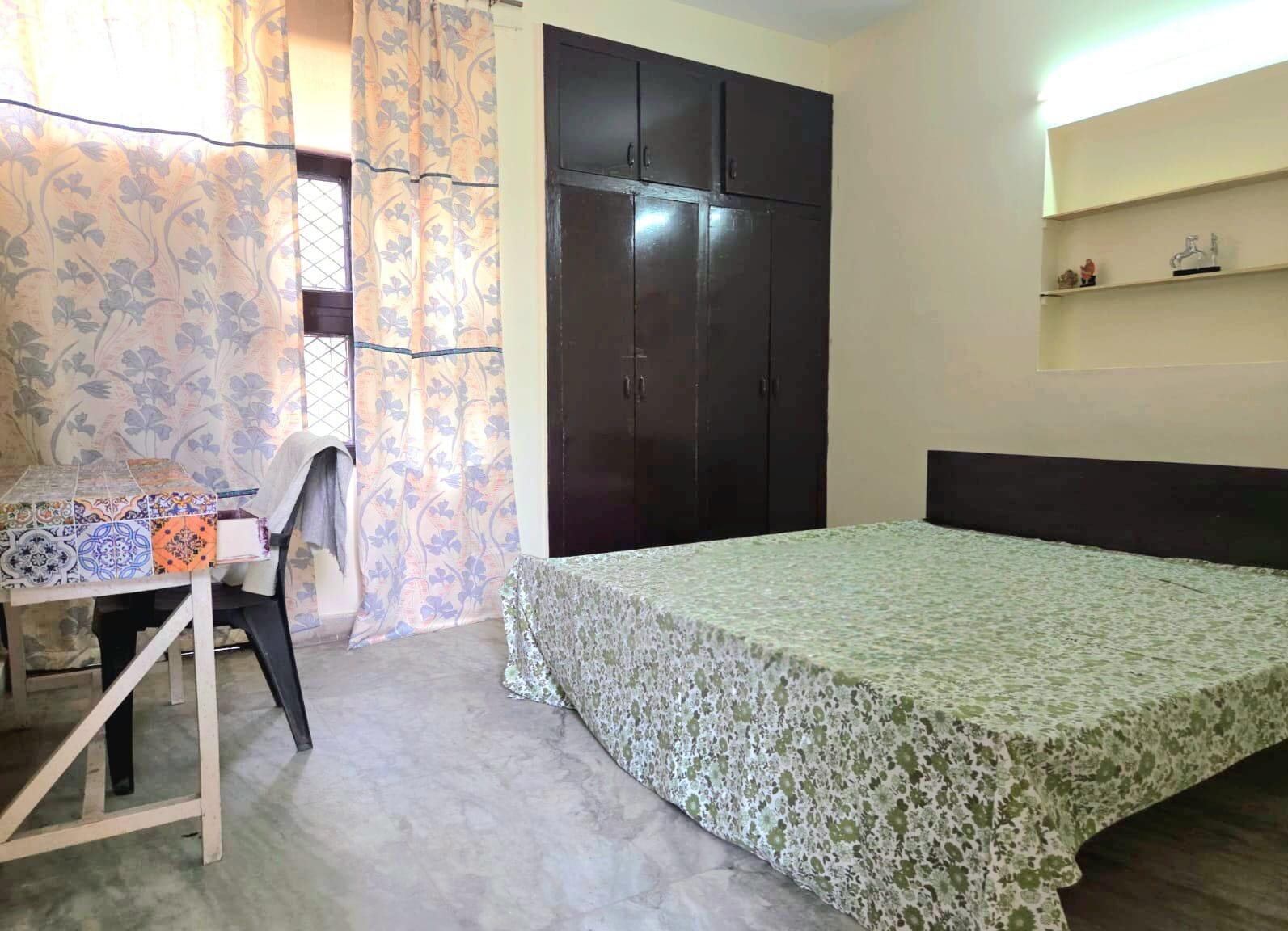 1BHK Semi Furnished House