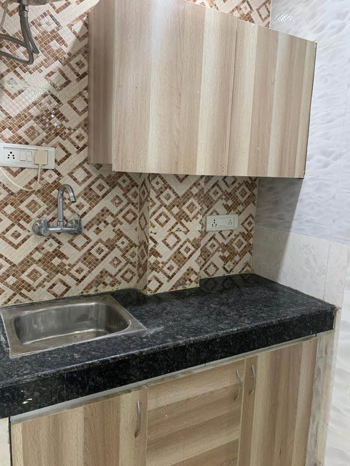 1 Room with Kitchen Fully Furnished Flat