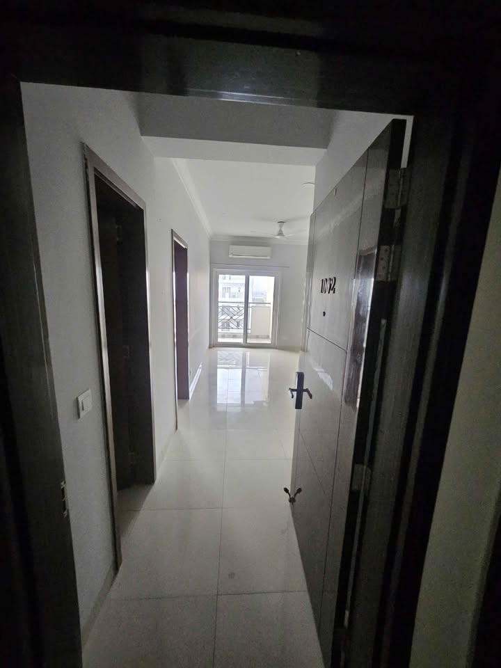 4BHK Fully Furnished Flat