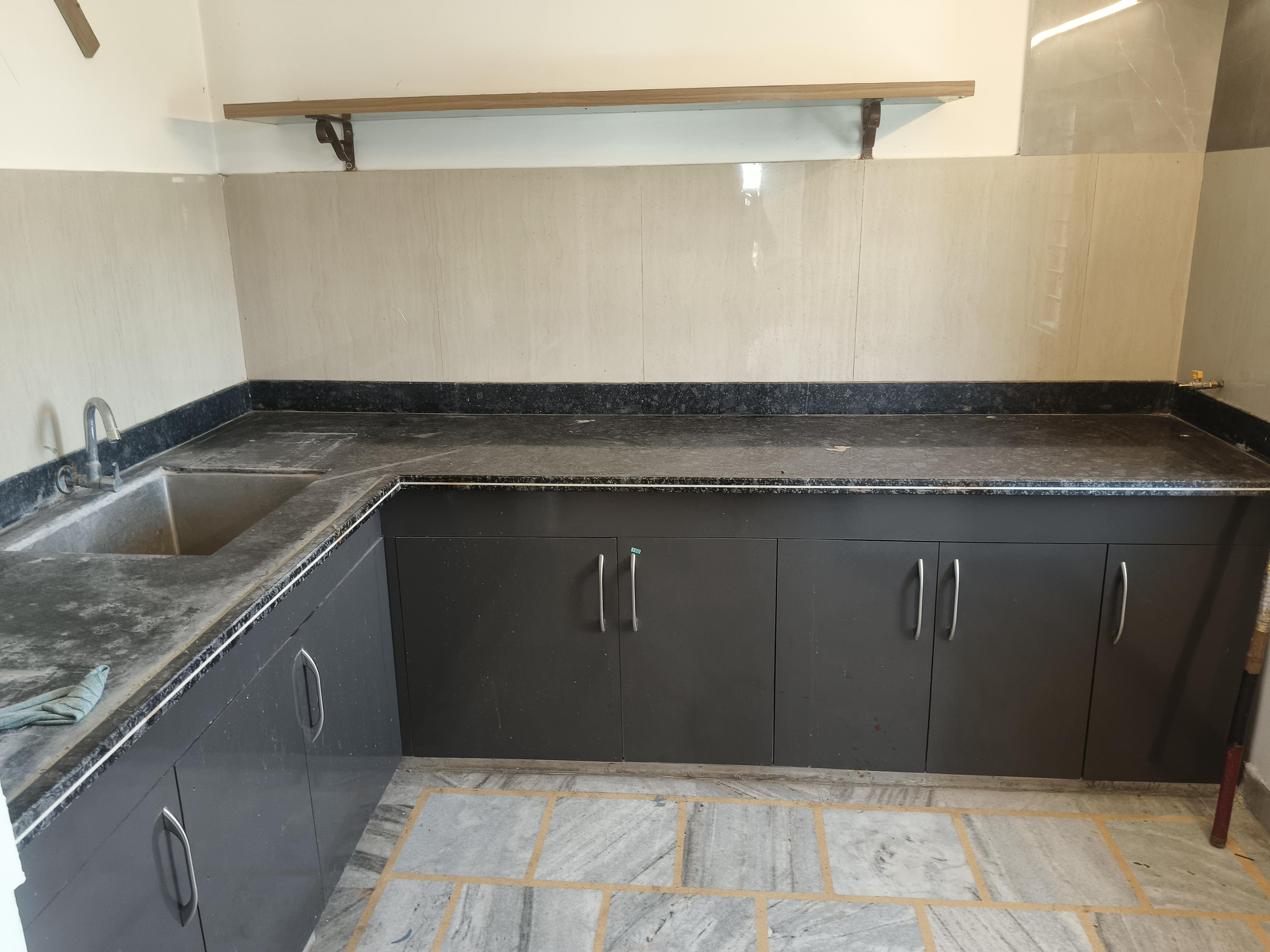 1 Room with Kitchen Fully Furnished House