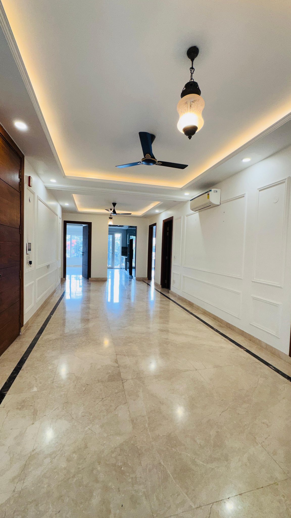 4BHK Semi Furnished Flat