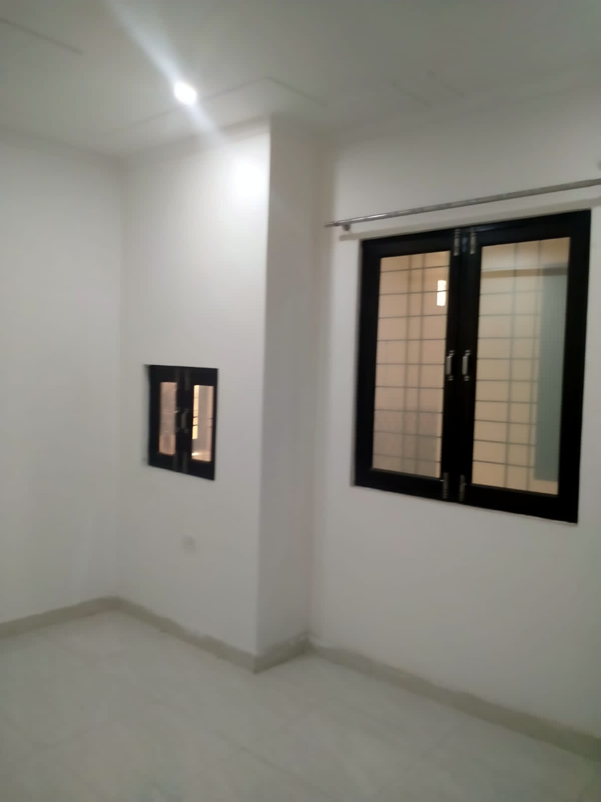 1 Room with Kitchen Unfurnished House