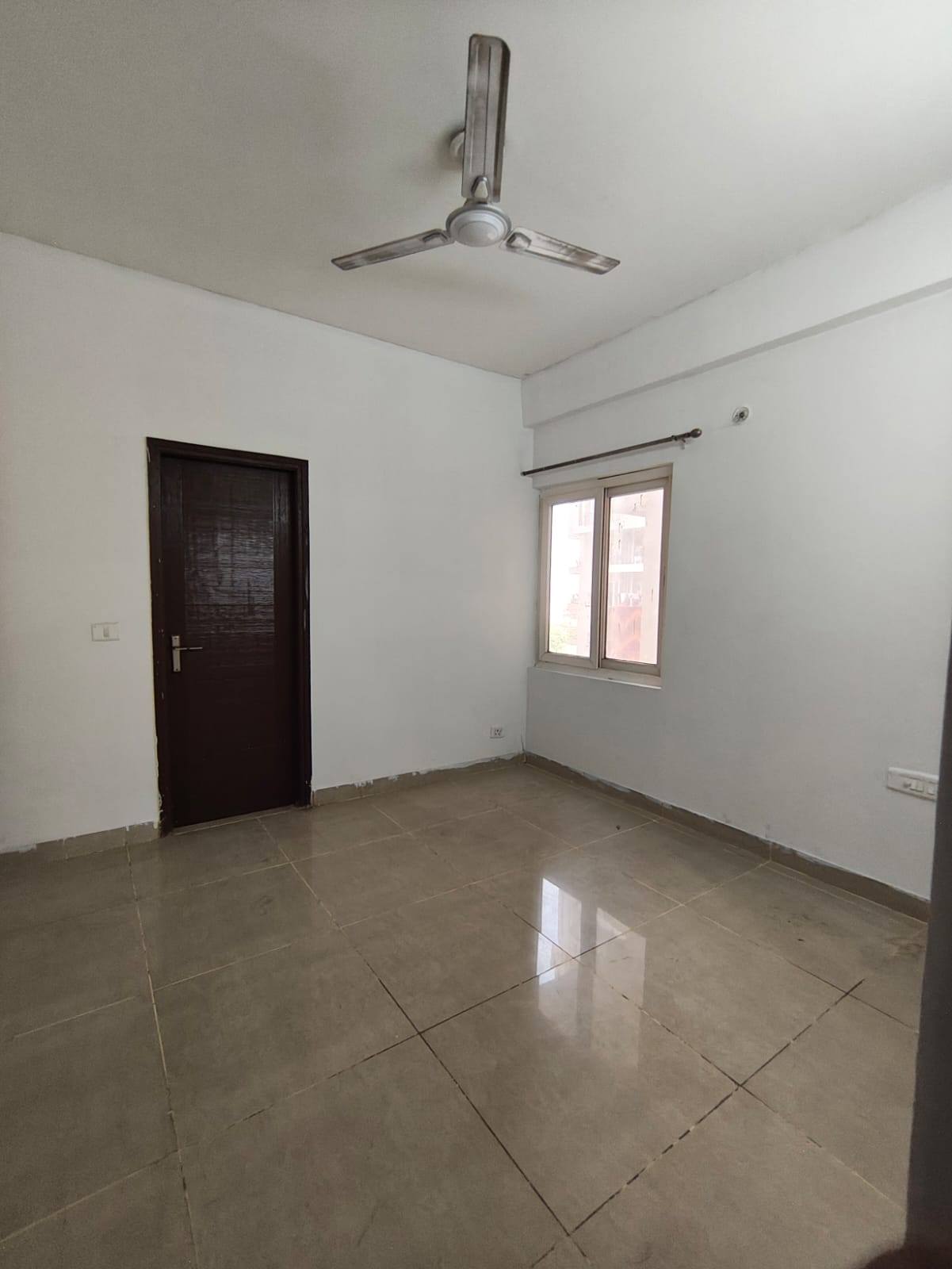 2BHK Semi Furnished Flat