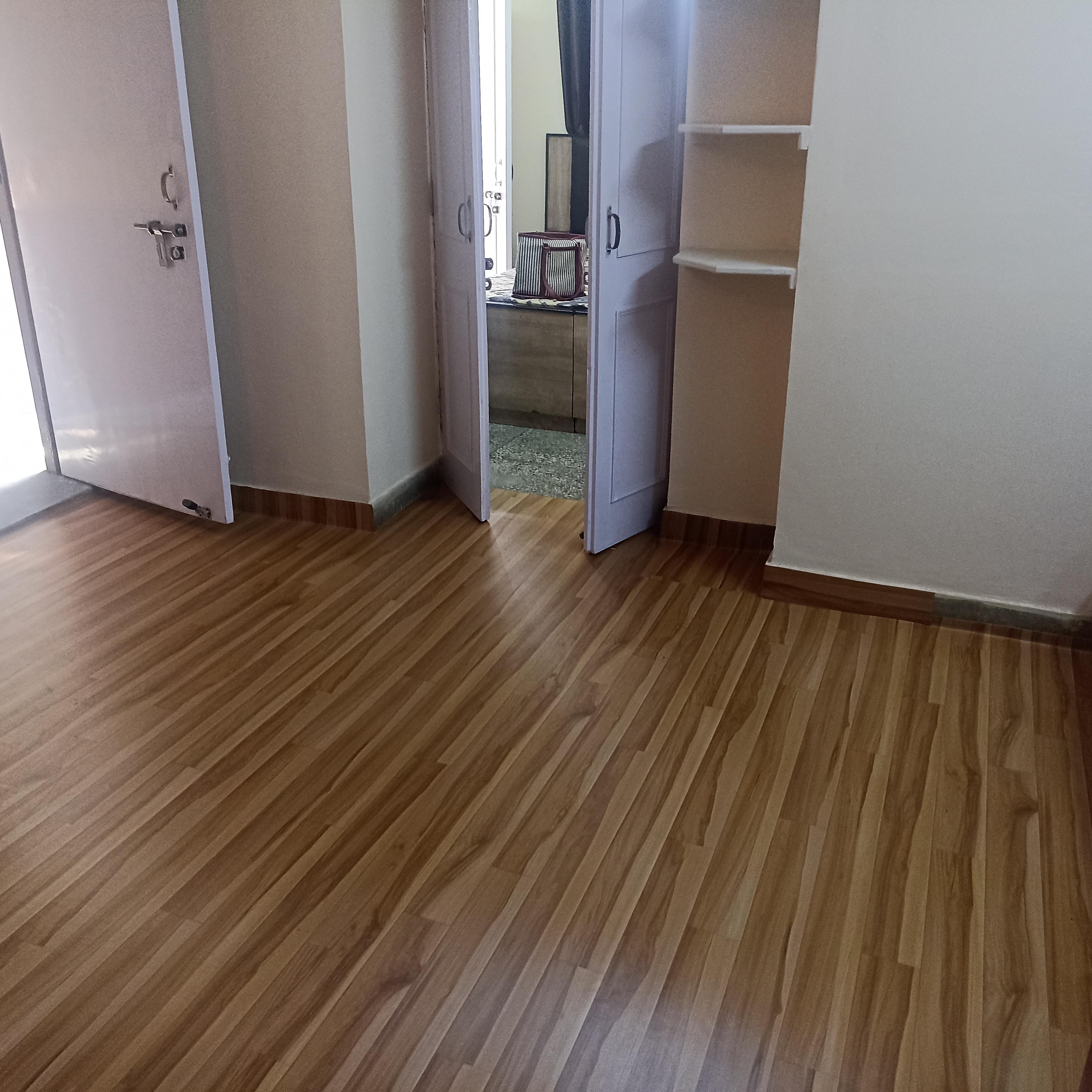 1BHK Semi Furnished Flat