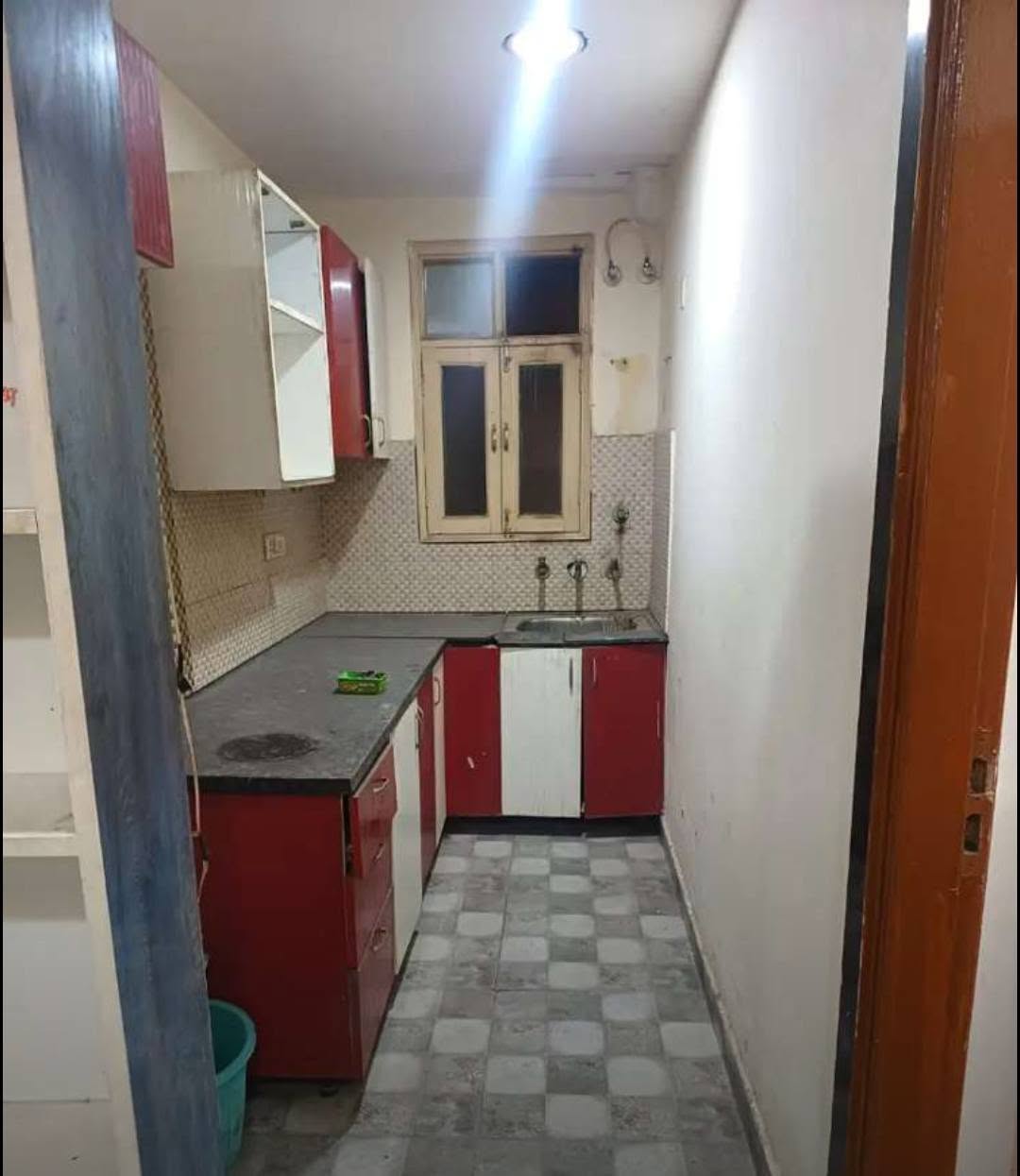 2BHK Semi Furnished Flat