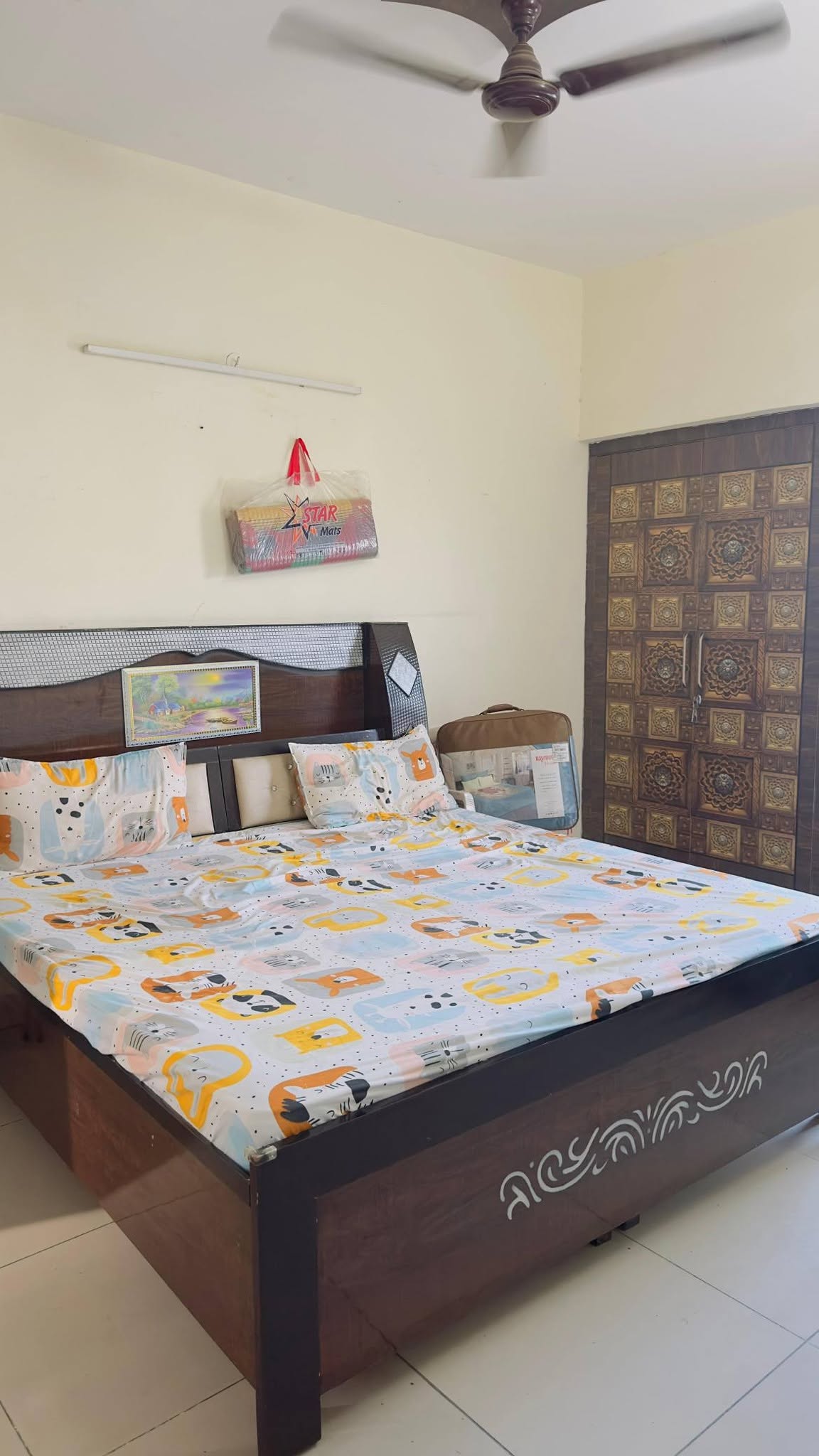 3BHK Semi Furnished Flat