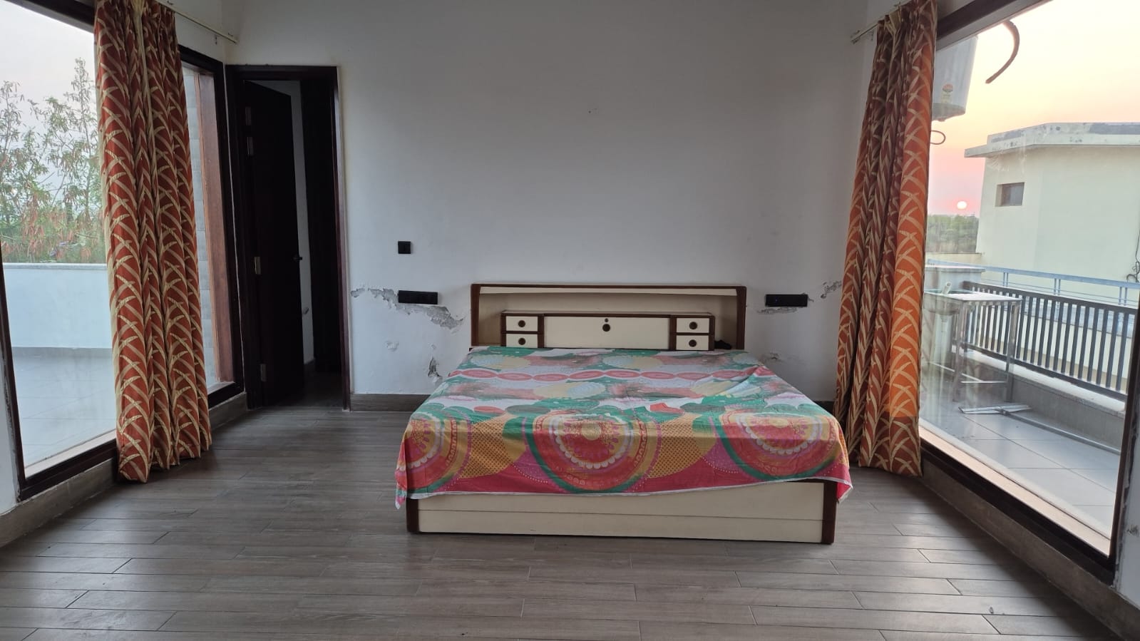 1 Room with Kitchen Fully Furnished House
