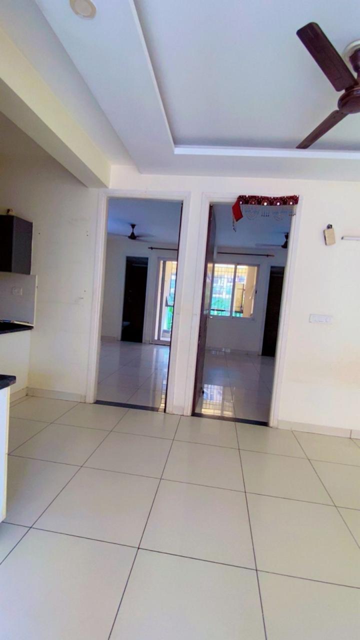 2BHK Semi Furnished Flat