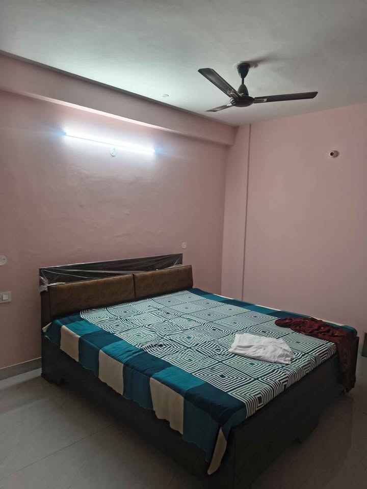 1 Room with Kitchen Fully Furnished House