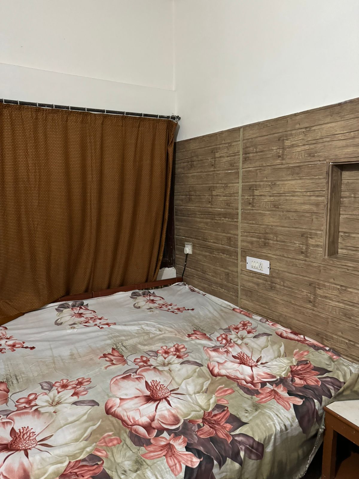 1 Room with Kitchen Fully Furnished House