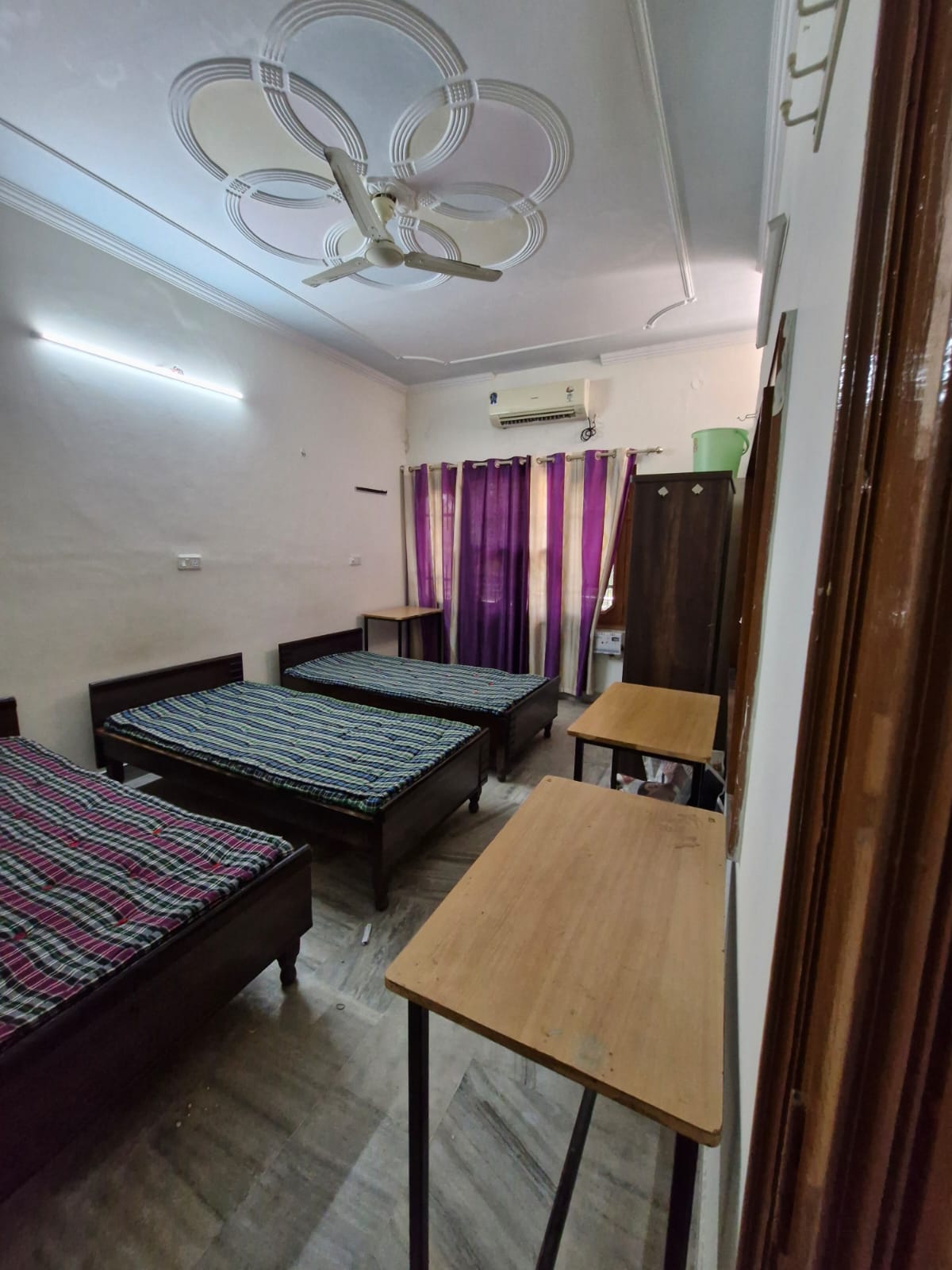 Room for rent