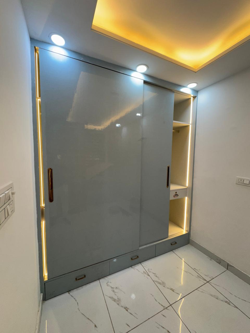 2 Room with Kitchen Fully Furnished Flat