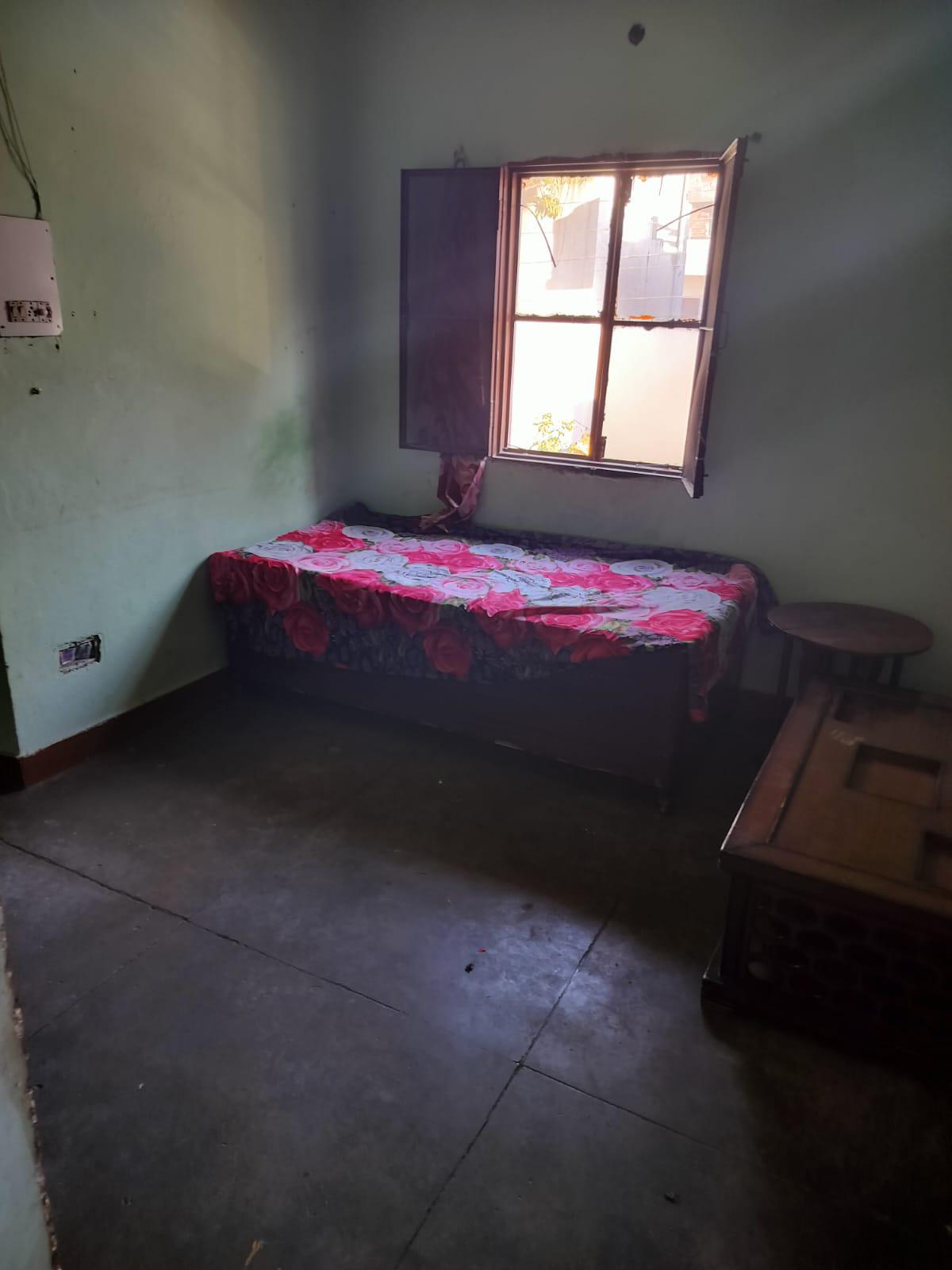 2 Room with Kitchen Unfurnished House