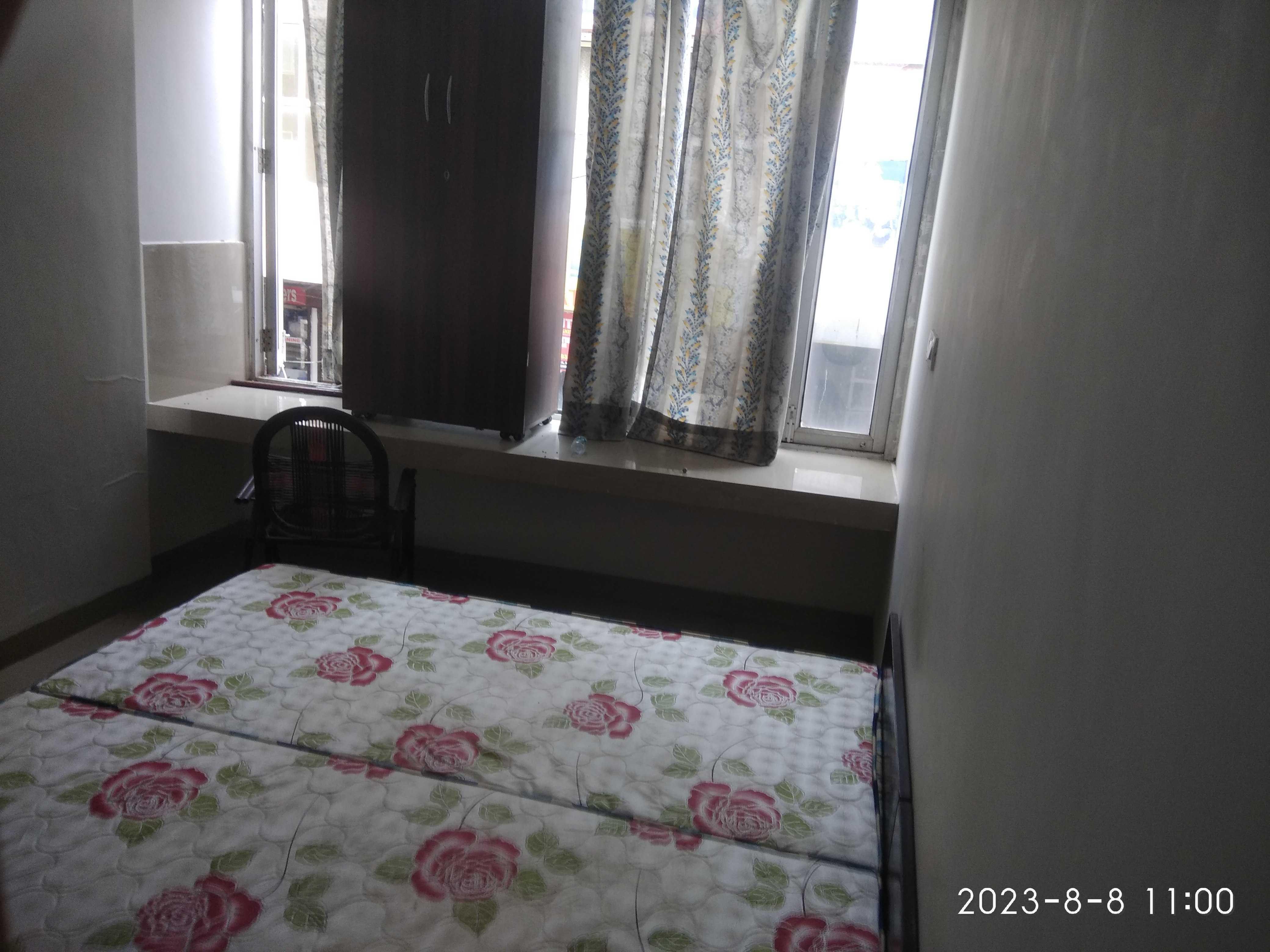 PG for Boys in Zirakpur