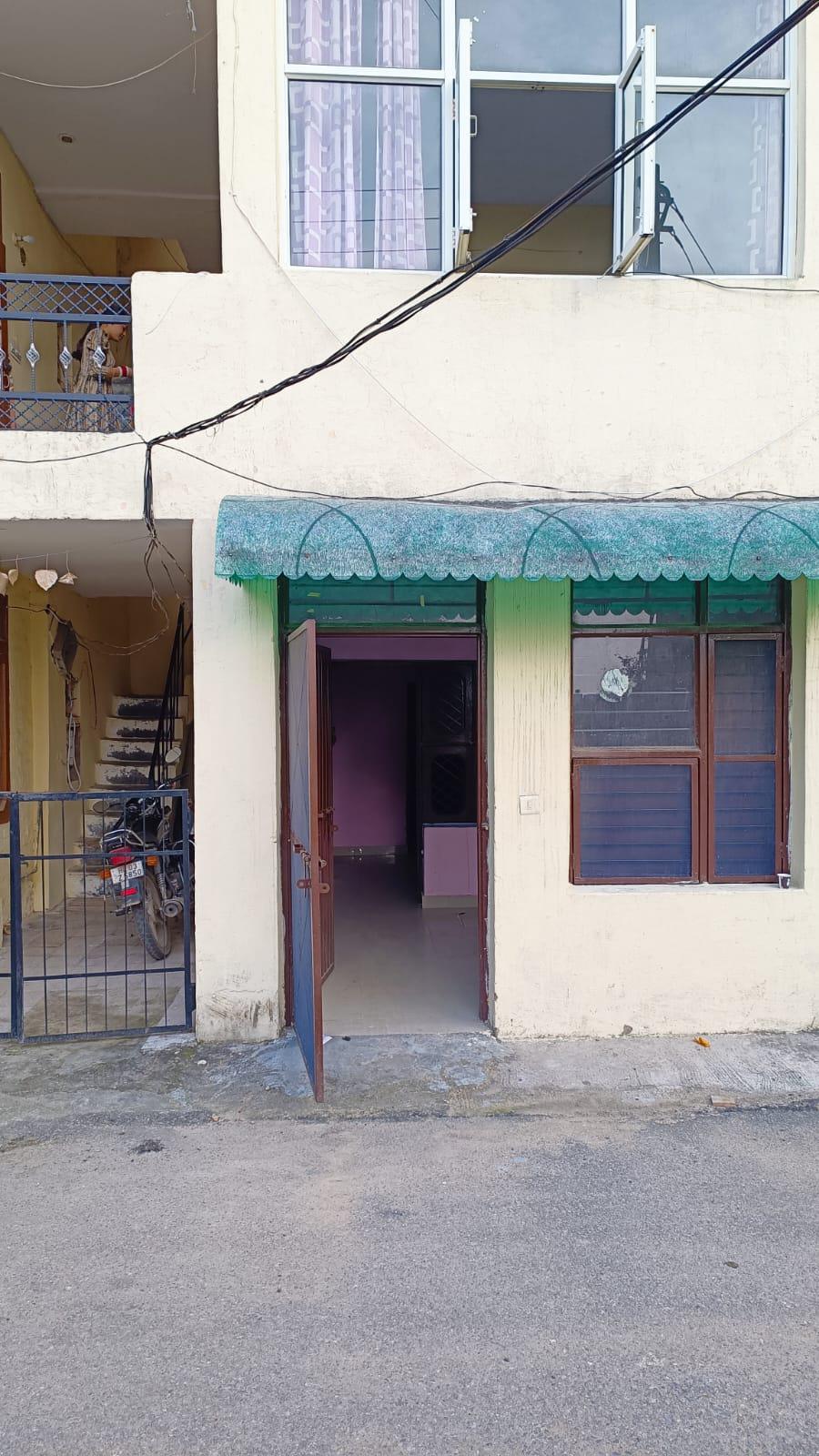 Room for rent