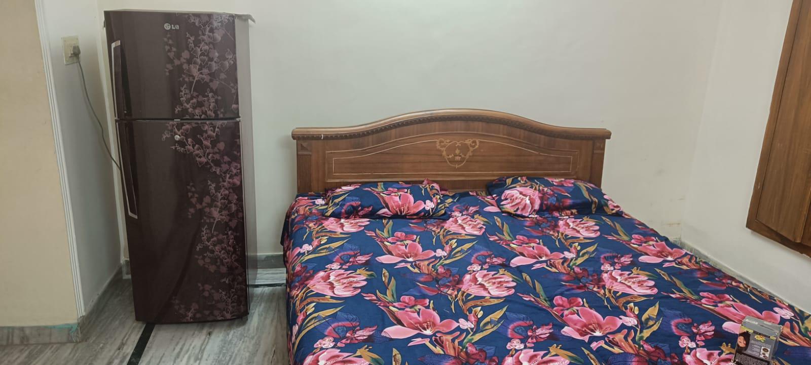 PG for Girls in Kharar landra road