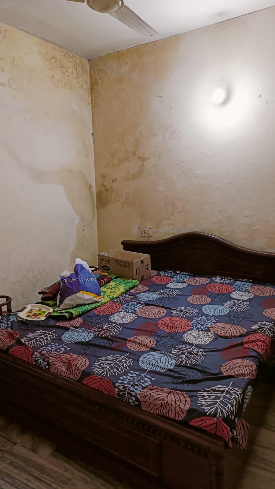 1 Room with Kitchen Semi Furnished House