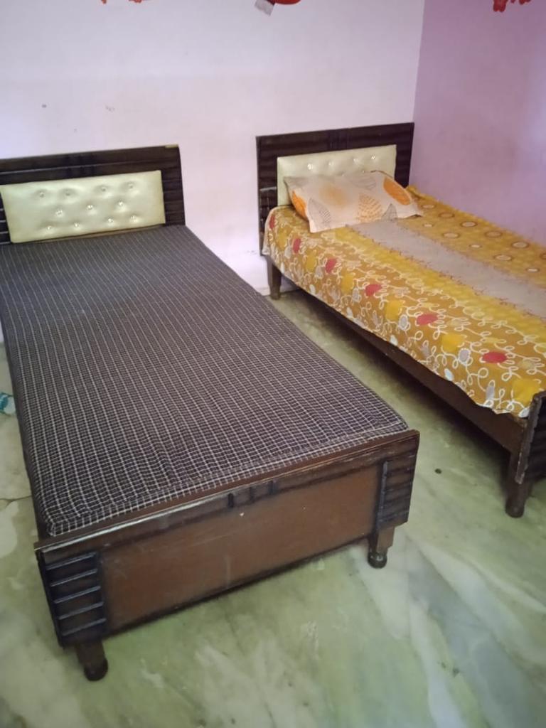 4+ BHK Semi Furnished House