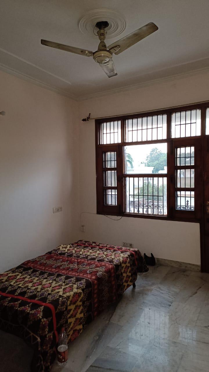 1BHK Semi Furnished House