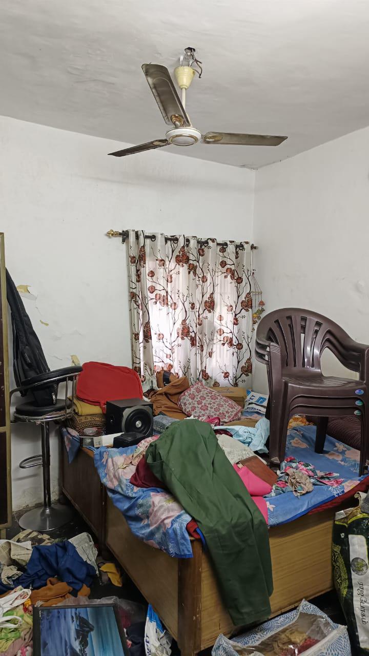 1BHK Unfurnished House