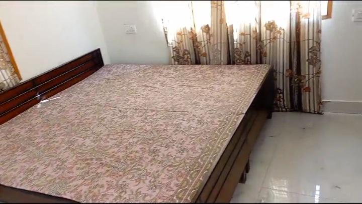 1 Room with Kitchen Semi Furnished House