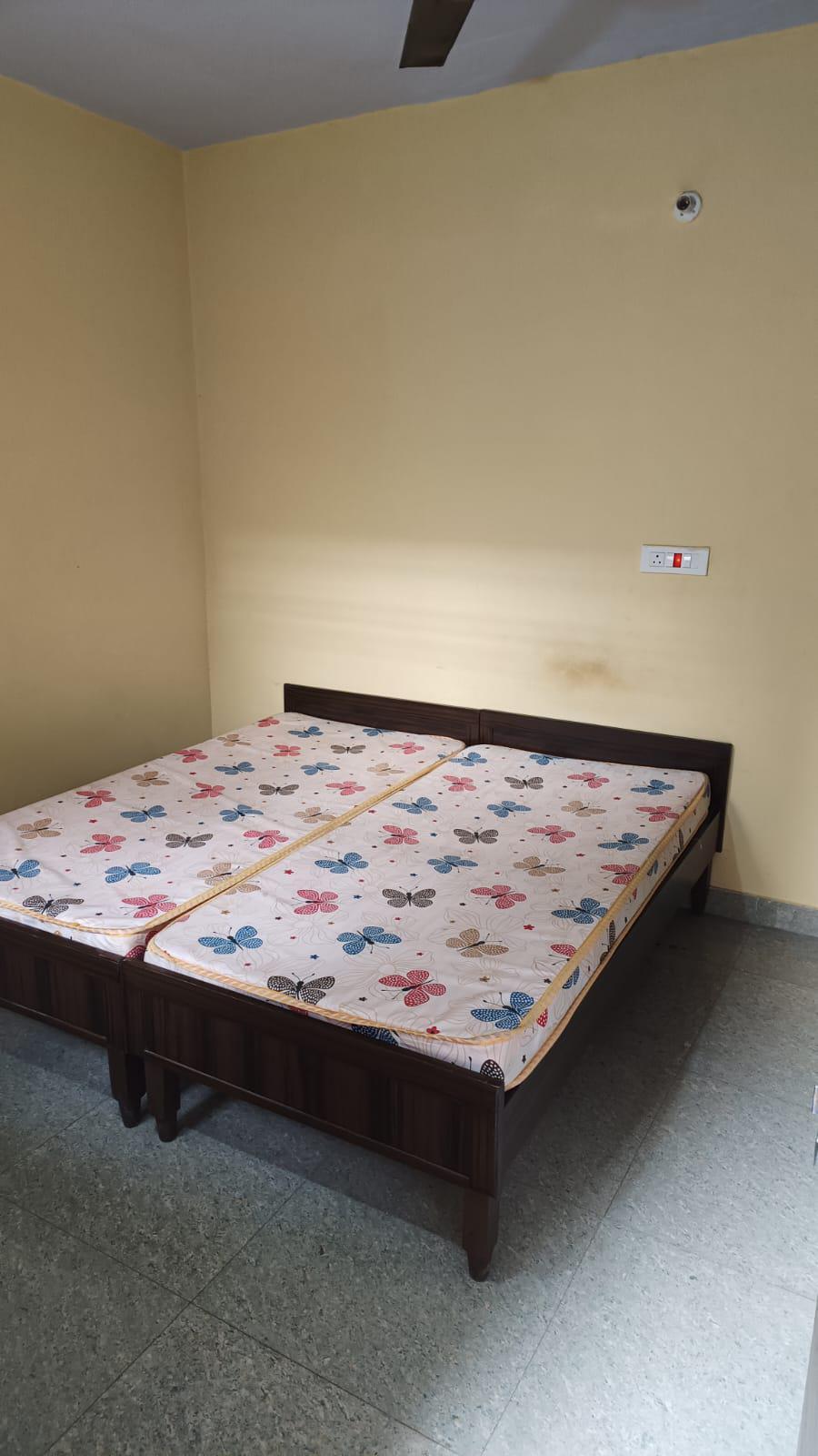 2RK Semi Furnished House