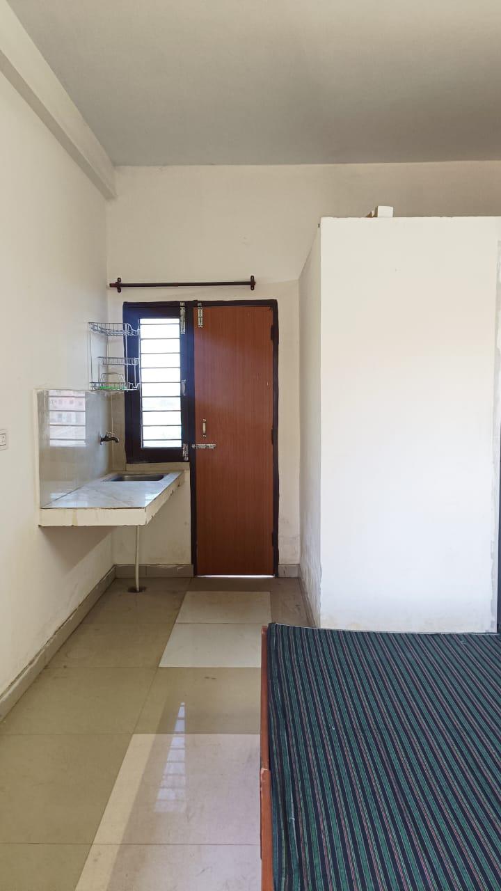 1 Room with Kitchen Semi Furnished House