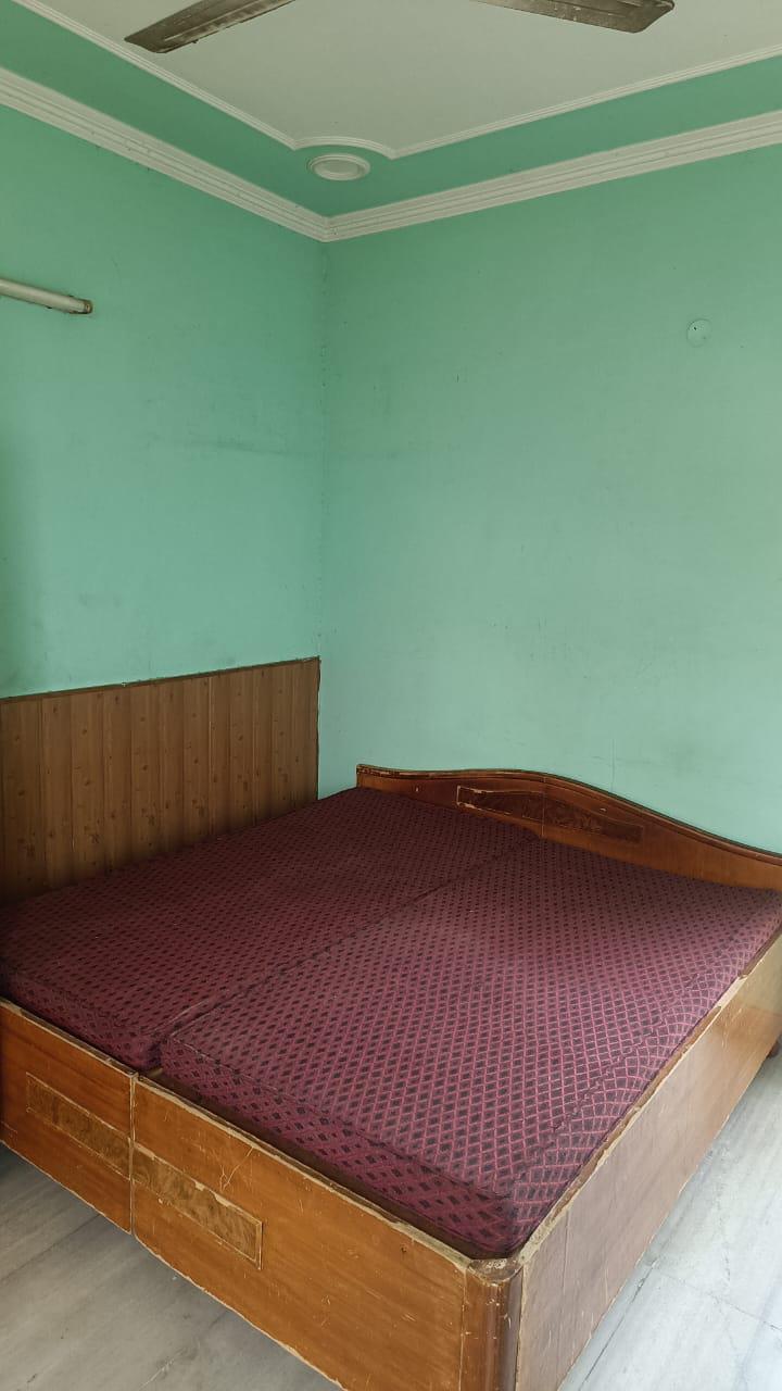1 Room with Kitchen Semi Furnished House