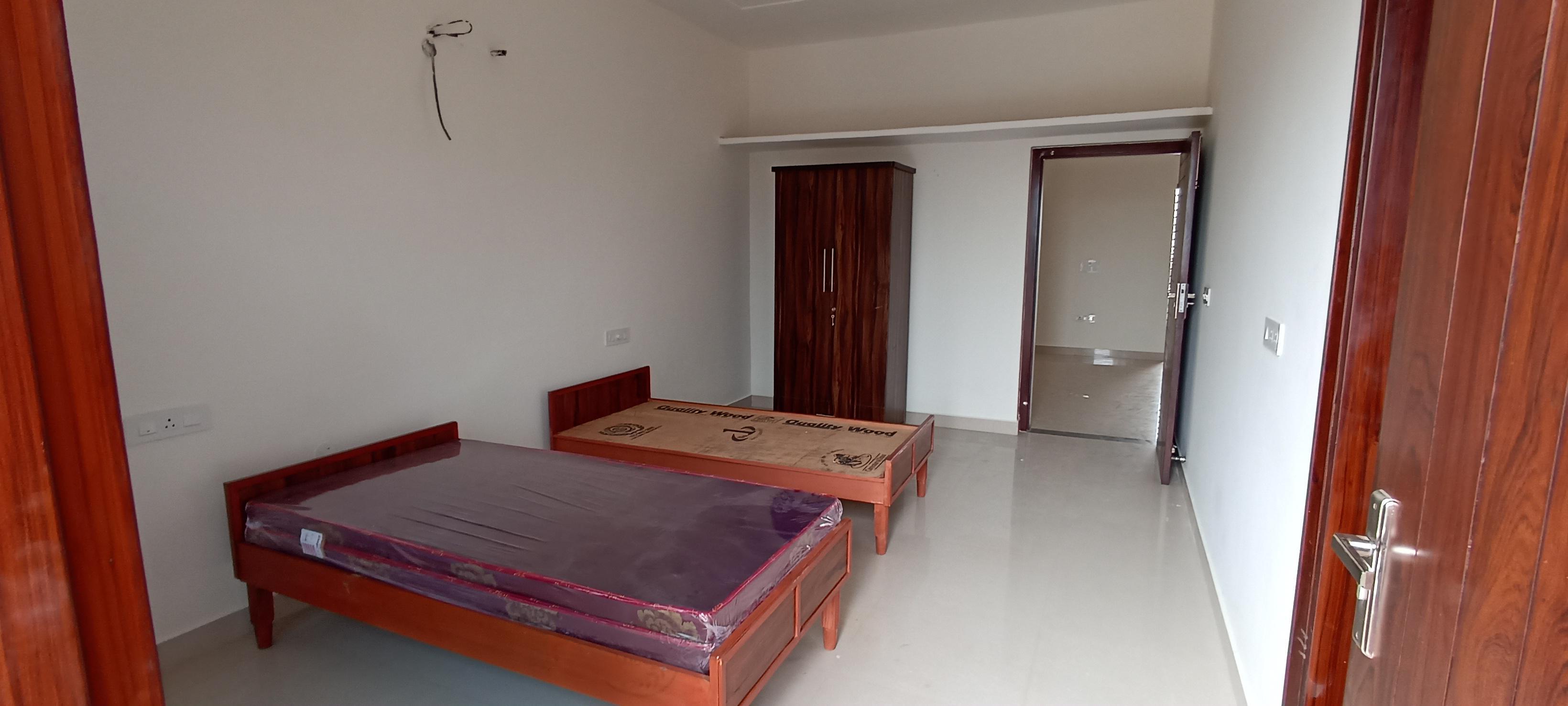 1BHK Semi Furnished House